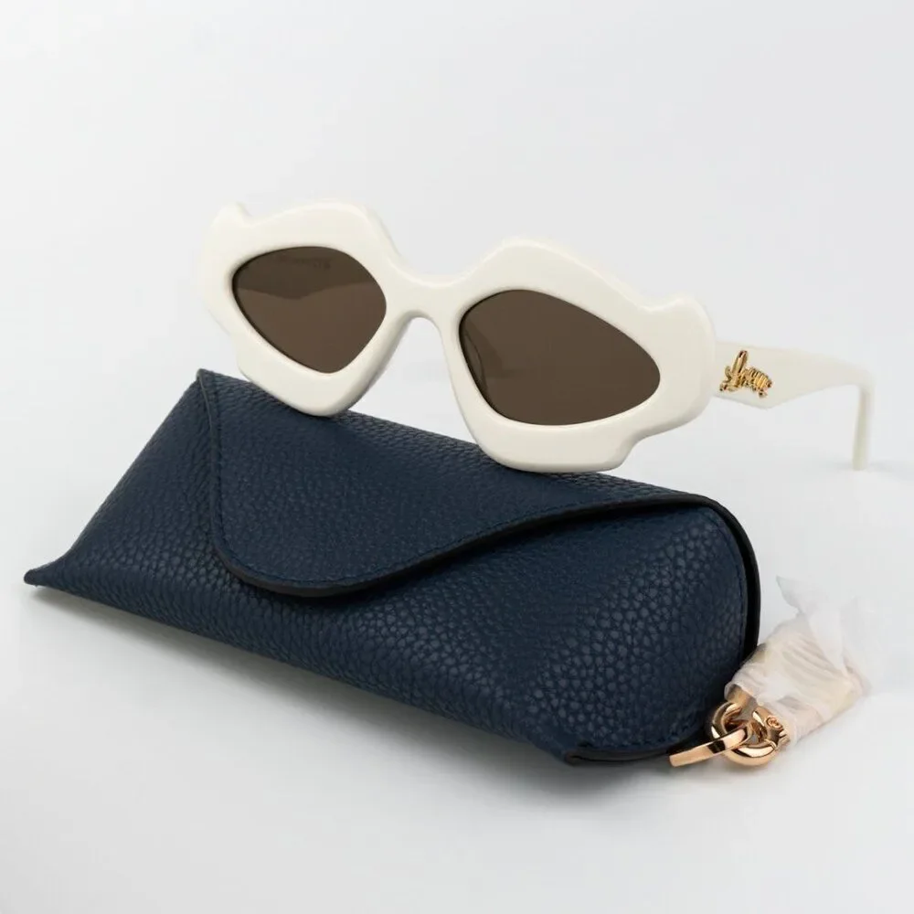 Loewe sunglasses lw40109u